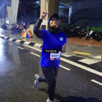 Runner Photo 7924029