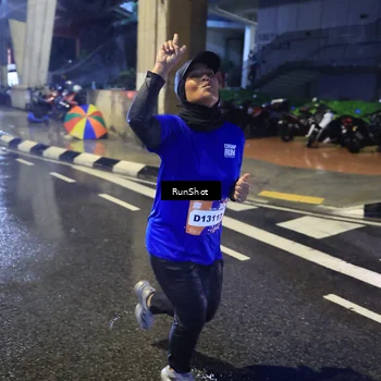 Runner Photo 7924032
