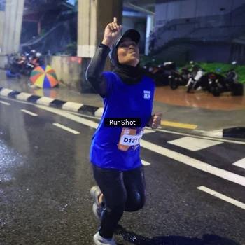 Runner Photo 7924034