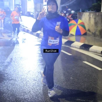 Runner Photo 7924035