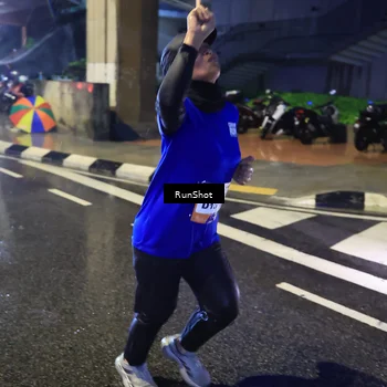 Runner Photo 7924039