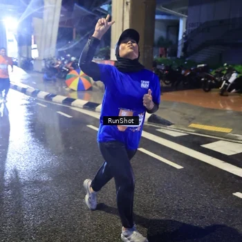 Runner Photo 7924051