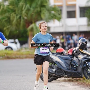 Runner Photo 7924052