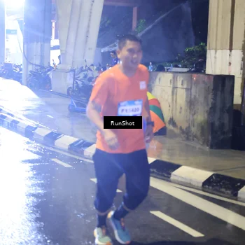 Runner Photo 7924072