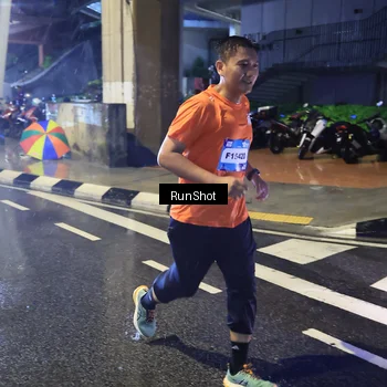 Runner Photo 7924107