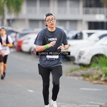 Runner Photo 7924114