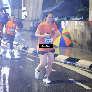 Runner Photo 7924128