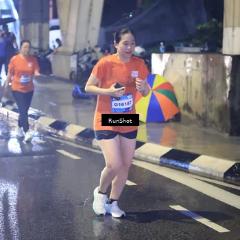 Runner Photo 7924132