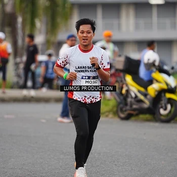 Runner Photo 7924148