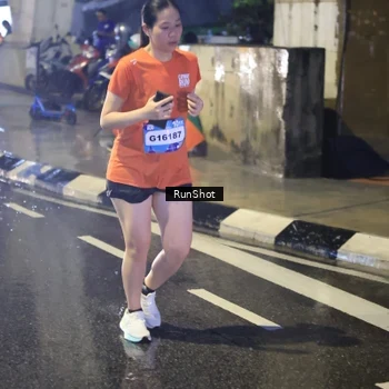 Runner Photo 7924151