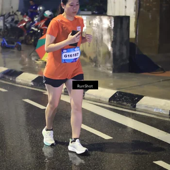 Runner Photo 7924159
