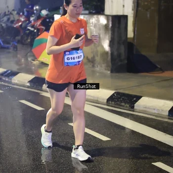Runner Photo 7924162