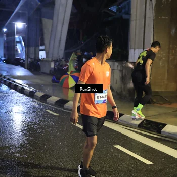 Runner Photo 7924178