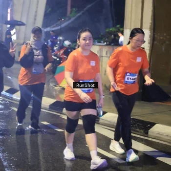 Runner Photo 7924181