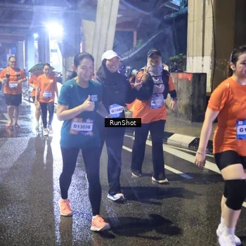 Runner Photo 7924201