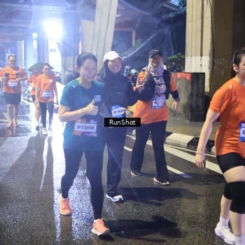 Runner Photo 7924203