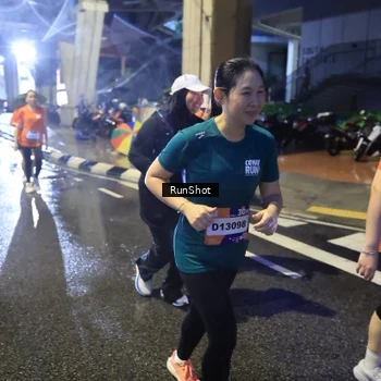 Runner Photo 7924228