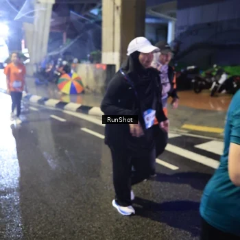 Runner Photo 7924242