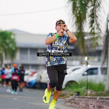 Runner Photo 7924243