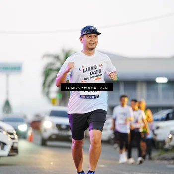 Runner Photo 7924246