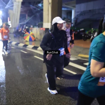 Runner Photo 7924248