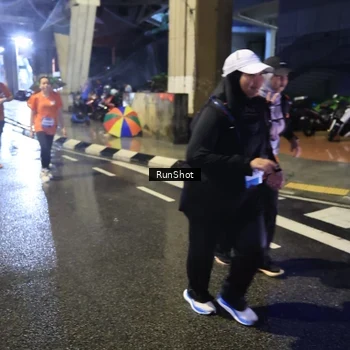 Runner Photo 7924254