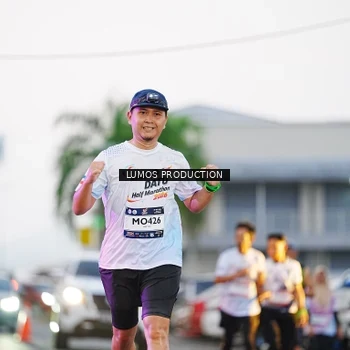 Runner Photo 7924266
