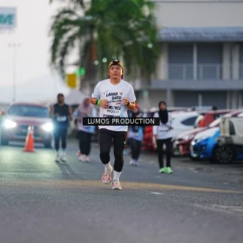 Runner Photo 7924272