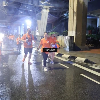 Runner Photo 7924274