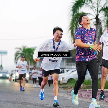 Runner Photo 7924275