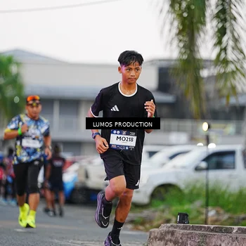 Runner Photo 7924290