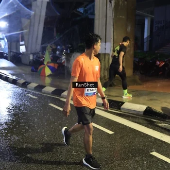 Runner Photo 7924313
