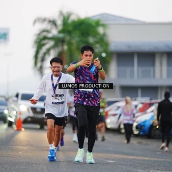 Runner Photo 7924345