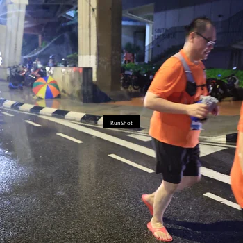 Runner Photo 7924350