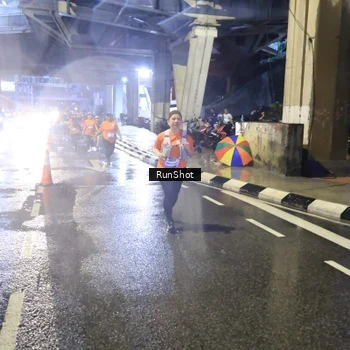 Runner Photo 7924354