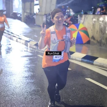 Runner Photo 7924376