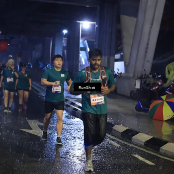 Runner Photo 7924388
