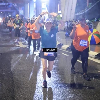 Runner Photo 7924464