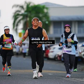 Runner Photo 7924473