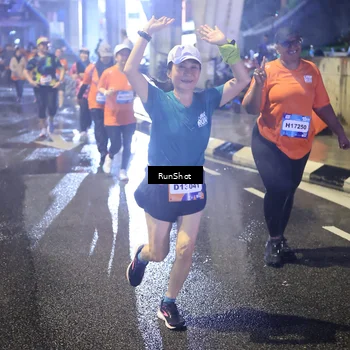 Runner Photo 7924475