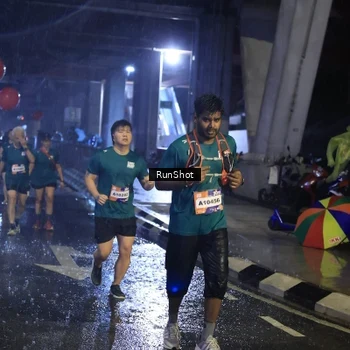 Runner Photo 7924477
