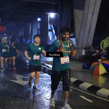 Runner Photo 7924480