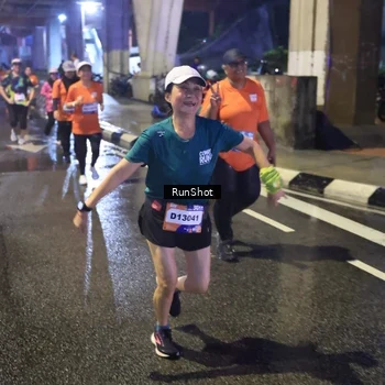 Runner Photo 7924494