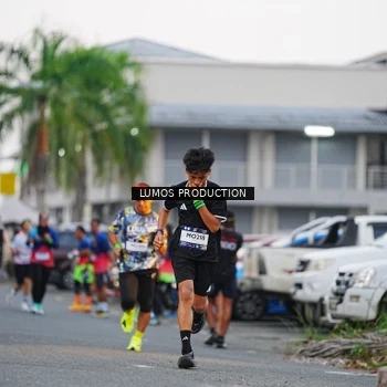 Runner Photo 7924510