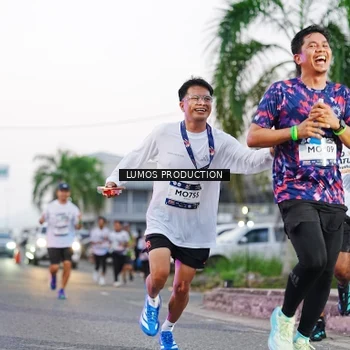 Runner Photo 7924513