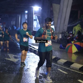 Runner Photo 7924518