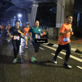 Runner Photo 7924531