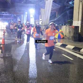 Runner Photo 7924535