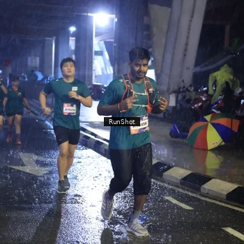 Runner Photo 7924540