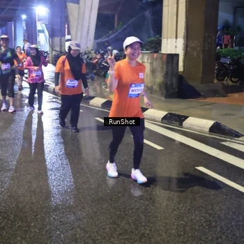 Runner Photo 7924549
